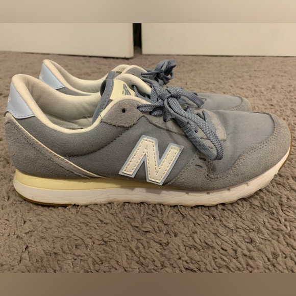 Used New Balance 311 Sneakers 8.5 - Picture 4 of 8